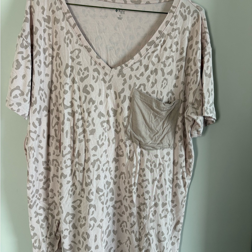 Kyte BABY Blush Leopard Print Short Sleeve Tee - blush and sunset